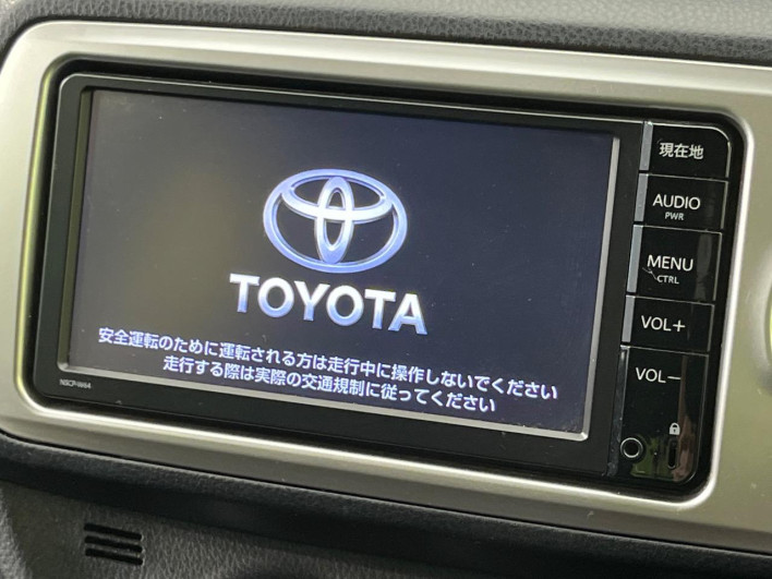 2014 Toyota Vitz DBA-NSP130 (UW-6a0d26d3729d4)[19]