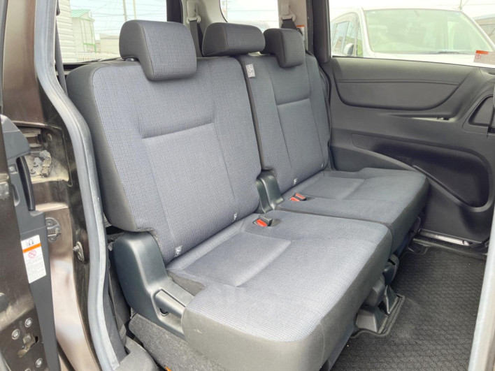 2017 Toyota Sienta DBA-NSP170G (UW-6a0d26d499800)[12]