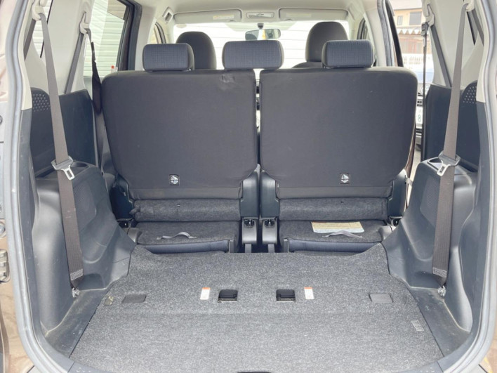 2017 Toyota Sienta DBA-NSP170G (UW-6a0d26d499800)[19]