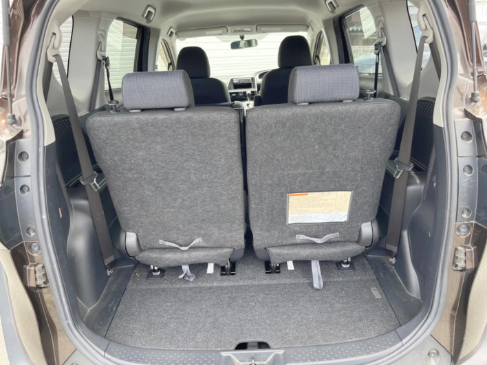 2017 Toyota Sienta DBA-NSP170G (UW-6a0d26d499800)[21]
