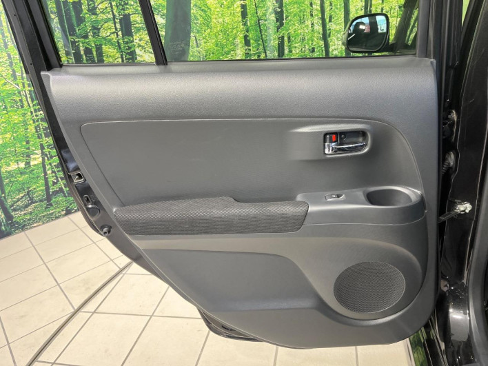 2013 Toyota bB CBA-QNC20 (UW-6a0d26dc769ec)[17]