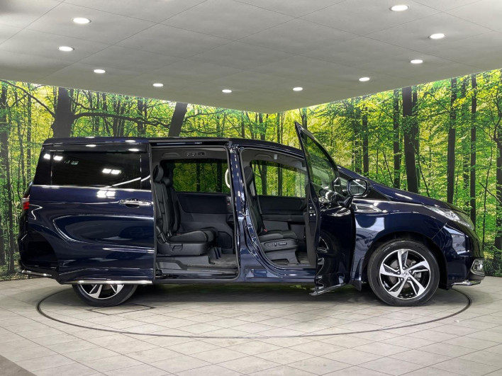 2015 Honda Odyssey DBA-RC2 (UW-6a0d26de847ea)[28]