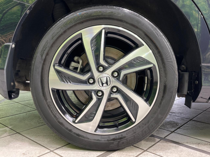 2015 Honda Odyssey DBA-RC2 (UW-6a0d26de847ea)[18]