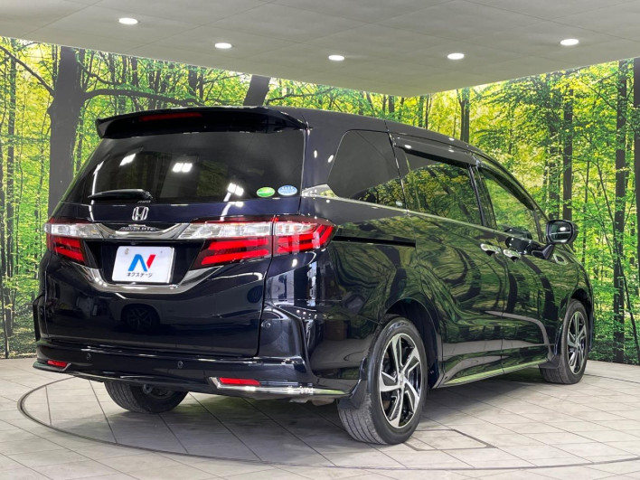 2015 Honda Odyssey DBA-RC2 (UW-6a0d26de847ea)[29]