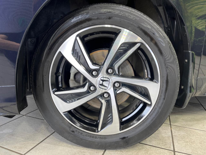 2015 Honda Odyssey DBA-RC2 (UW-6a0d26de847ea)[12]