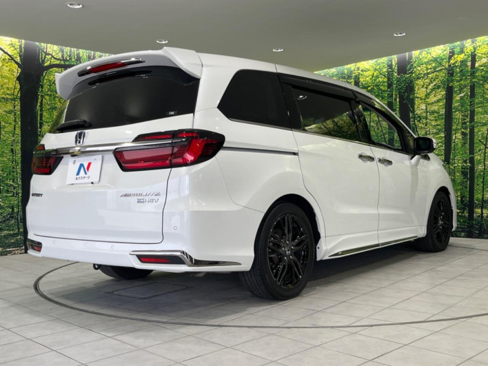 2021 Honda Odyssey Hybrid 6AA-RC4 (UW-6a0d26dfb227d)[14]