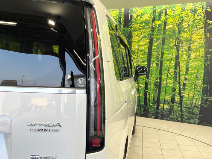 2022 Honda Step Wagon 6AA-RP8 (UW-6a0d26e2c4e1a)[20]