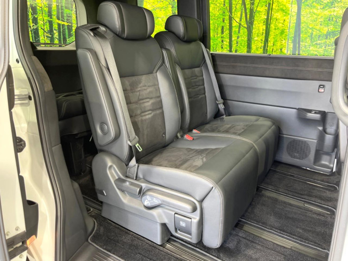 2022 Honda Step Wagon 6AA-RP8 (UW-6a0d26e2c4e1a)[23]