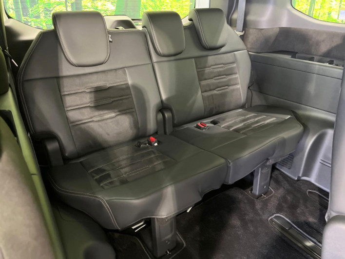2022 Honda Step Wagon 6AA-RP8 (UW-6a0d26e2c4e1a)[26]
