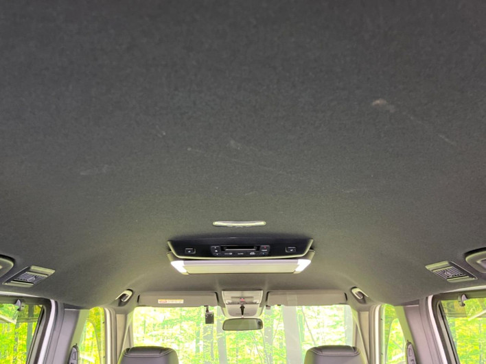 2022 Honda Step Wagon 6AA-RP8 (UW-6a0d26e2c4e1a)[19]