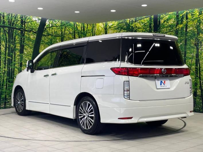 2014 Nissan Elgrand DBA-TE52 (UW-6a0d26fbad2cd)[15]