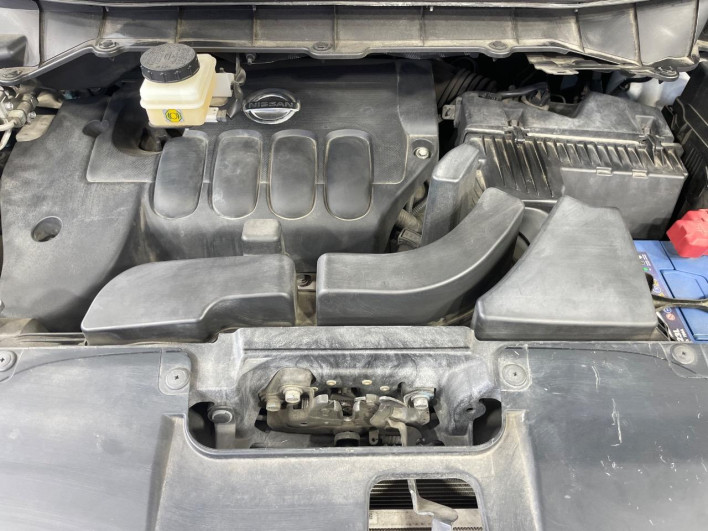 2014 Nissan Elgrand DBA-TE52 (UW-6a0d26fbad2cd)[21]