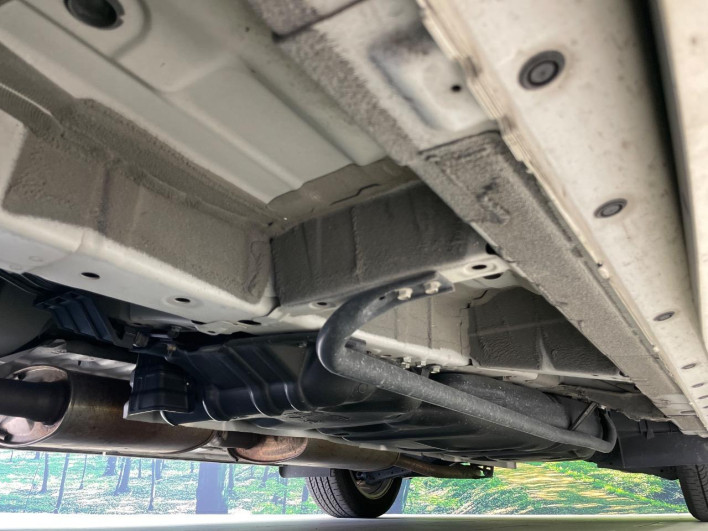 2014 Nissan Elgrand DBA-TE52 (UW-6a0d26fbad2cd)[23]