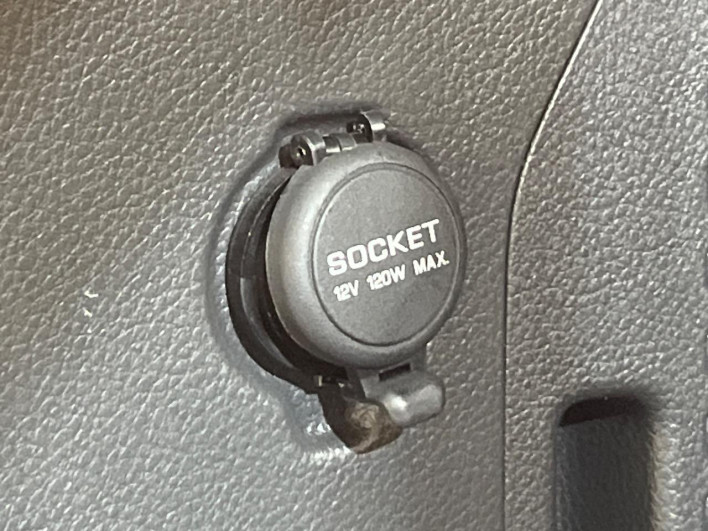 2015 Nissan Elgrand DBA-TE52 (UW-6a0d26fbbb222)[9]