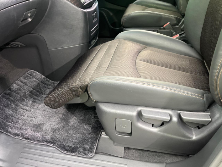 2015 Nissan Elgrand DBA-TE52 (UW-6a0d26fbbb222)[28]