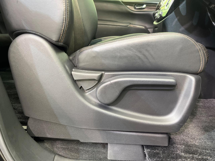 2015 Nissan Elgrand DBA-TE52 (UW-6a0d26fbbb222)[22]