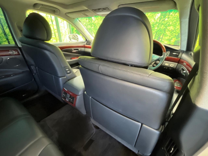 2007 Lexus LS DBA-USF40 (UW-6a0d2705a91d5)[20]