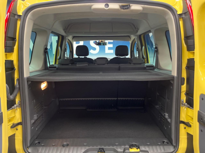 2019 Renault Kangoo ABA-KWH5F1 (UW-6a0d27065c889)[26]