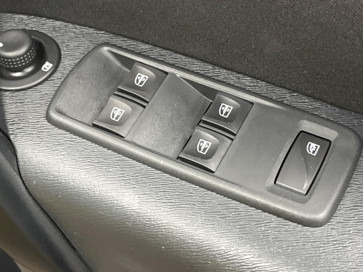 2019 Renault Kangoo ABA-KWH5F1 (UW-6a0d27065c889)[18]