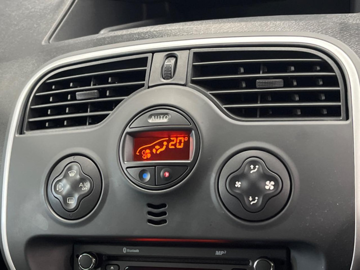 2019 Renault Kangoo ABA-KWH5F1 (UW-6a0d27065c889)[4]