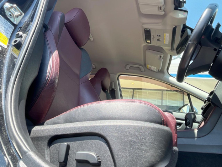 2017 Subaru Levorg DBA-VM4 (UW-6a0d2707f0608)[26]