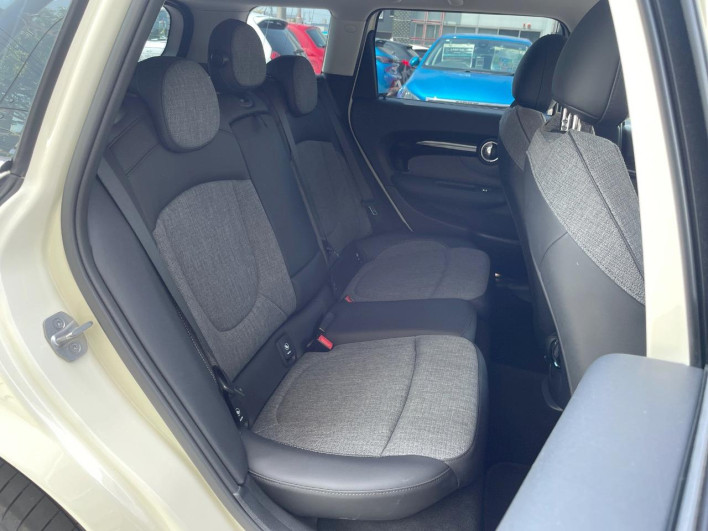 2022 Rover Mini 3DA-BB20M (UW-6a0d2712e26f8)[11]