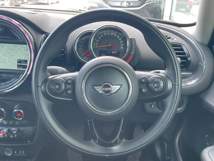 2016 Rover Mini DBA-LN20 (UW-6a0d2713564eb)[26]