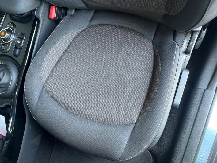 2020 Rover Mini 3BA-LV15M (UW-6a0d27143e9e8)[13]