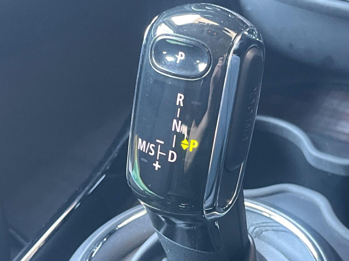 2020 Rover Mini 3BA-LV15M (UW-6a0d27143e9e8)[29]