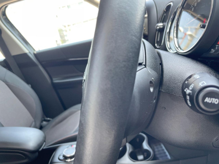 2019 Rover Mini LDA-YT20 (UW-6a0d2716c5bd2)[27]