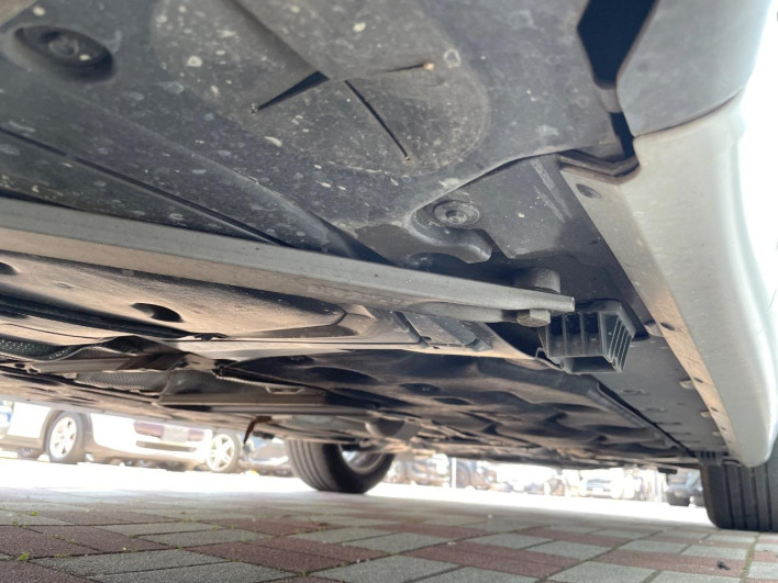2019 Rover Mini LDA-YT20 (UW-6a0d2716c5bd2)[21]