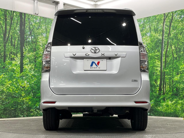 2009 Toyota Voxy DBA-ZRR75W (UW-6a0d271f925c0)[16]