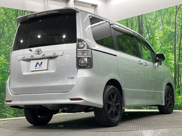 2009 Toyota Voxy DBA-ZRR75W (UW-6a0d271f925c0)[15]