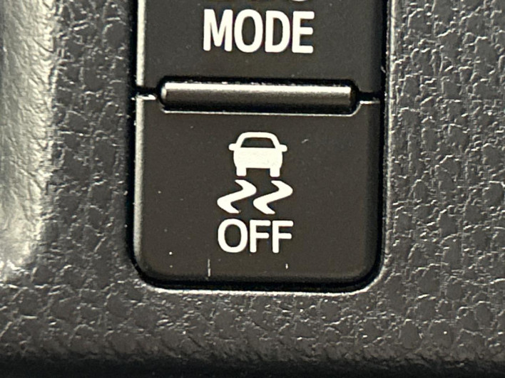 2015 Toyota Voxy DBA-ZRR80W (UW-6a0d2721da81e)[17]