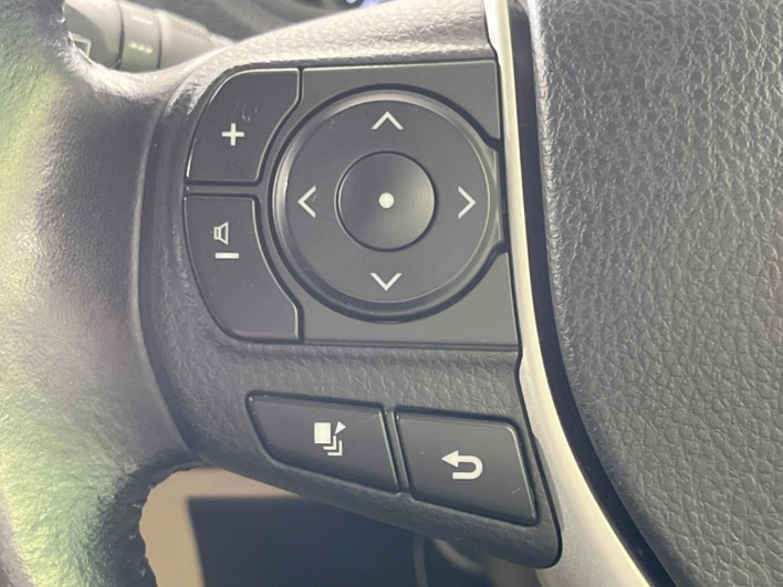 2016 Toyota Noah DBA-ZRR80G (UW-6a0d27227ff9b)[22]