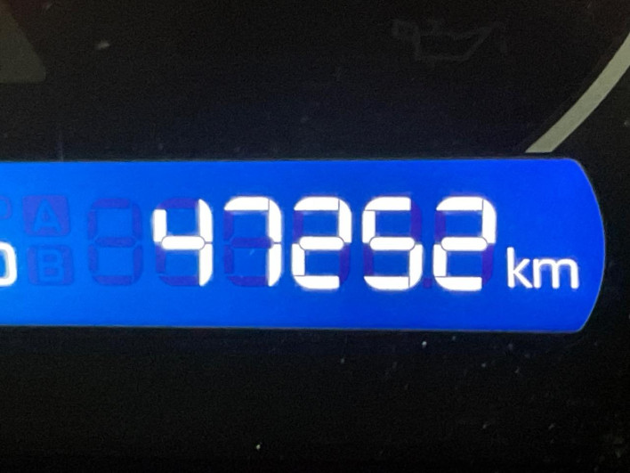 2018 Toyota Noah DBA-ZRR80W (UW-6a0d2725e9617)[2]