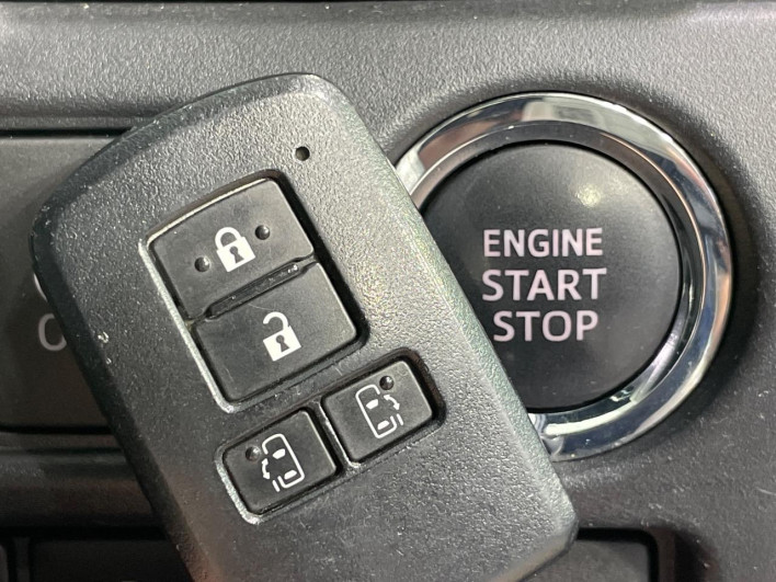 2018 Toyota Noah DBA-ZRR80W (UW-6a0d2725e9617)[25]