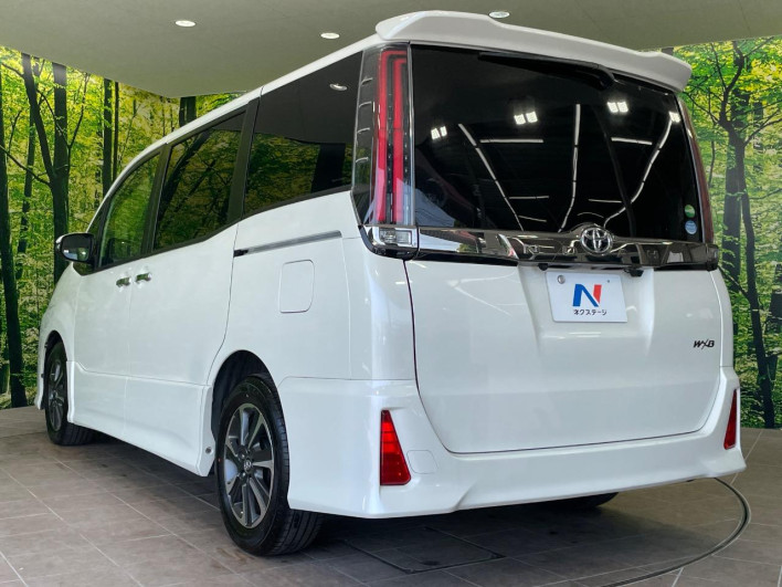 2018 Toyota Noah DBA-ZRR80W (UW-6a0d2725e9617)[10]