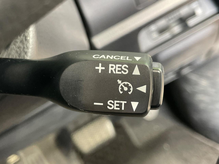 2018 Toyota Noah DBA-ZRR80W (UW-6a0d2725e9617)[26]