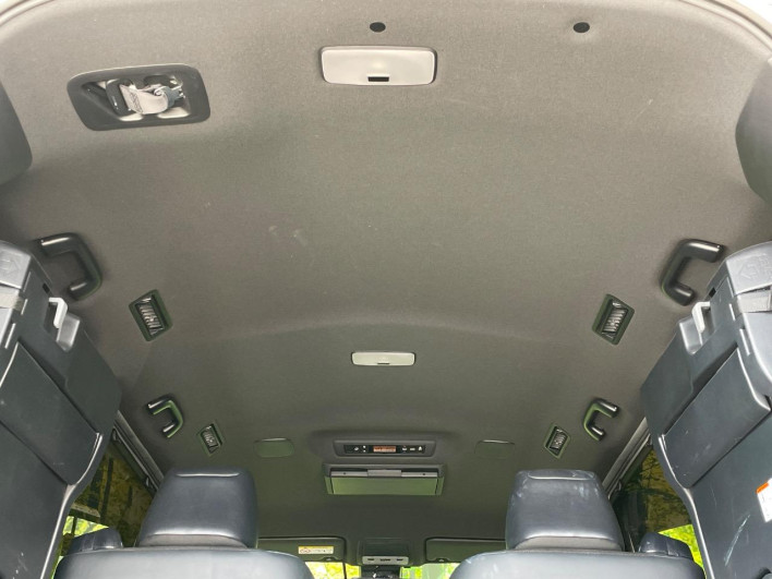 2018 Toyota Noah DBA-ZRR80W (UW-6a0d2725e9617)[15]