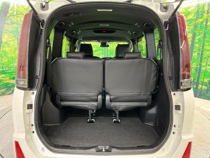 2020 Toyota Noah 3BA-ZRR85W (UW-6a0d272b06d26)[22]