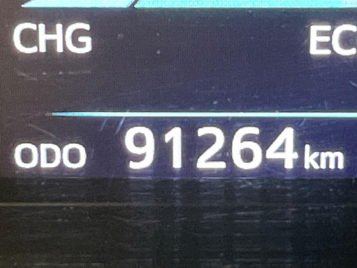 2015 Toyota Prius α DAA-ZVW41W (UW-6a0d2731d6322)[2]
