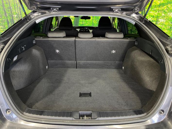 2022 Toyota Prius 6AA-ZVW55 (UW-6a0d273b4db9f)[26]