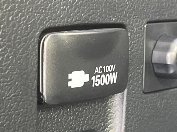 2022 Toyota Prius 6AA-ZVW55 (UW-6a0d273b4db9f)[28]