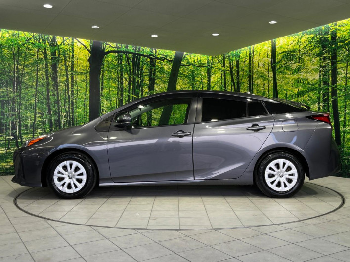 2022 Toyota Prius 6AA-ZVW55 (UW-6a0d273b4db9f)[19]