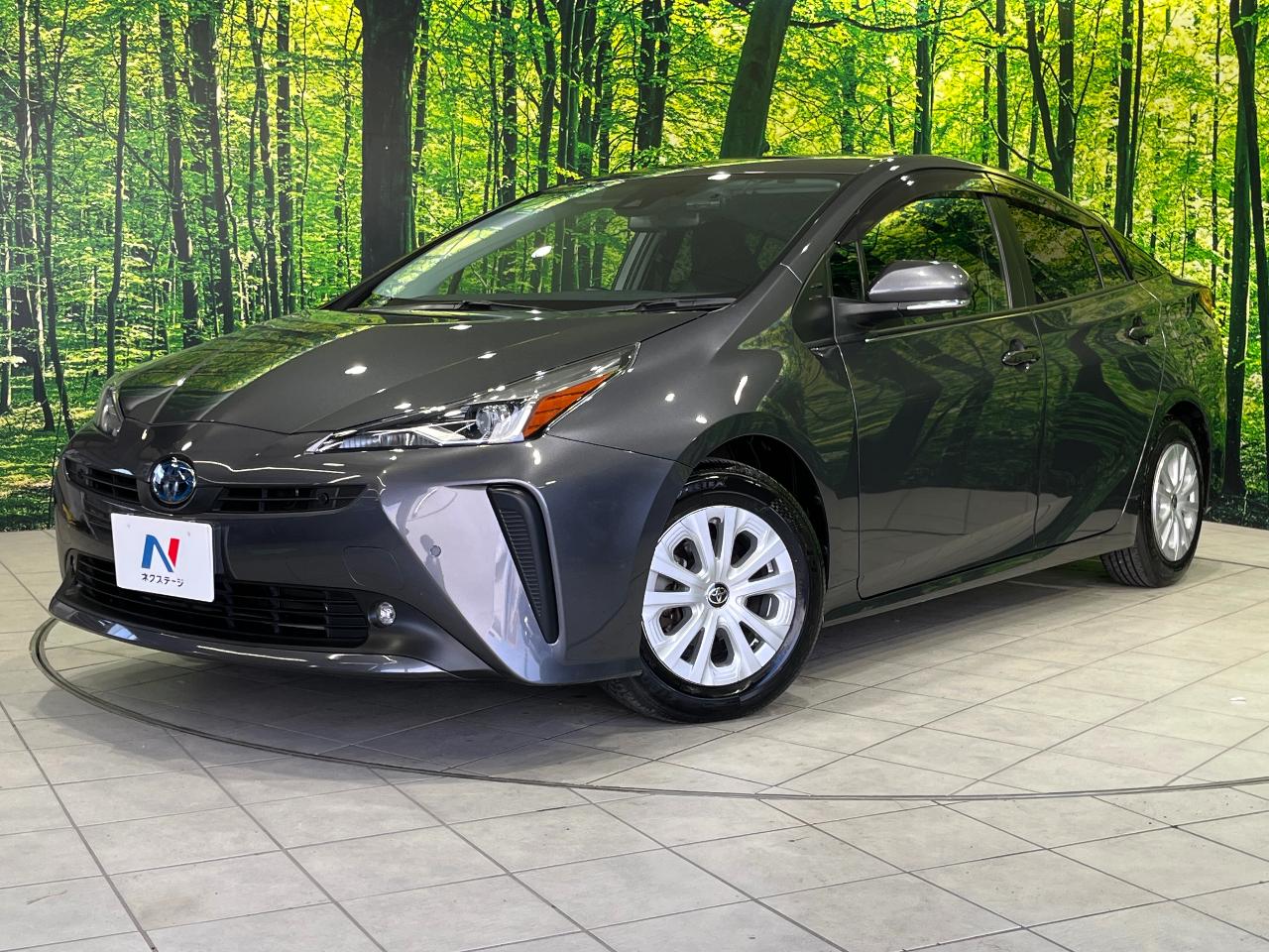 2022 Toyota Prius 6AA-ZVW55
