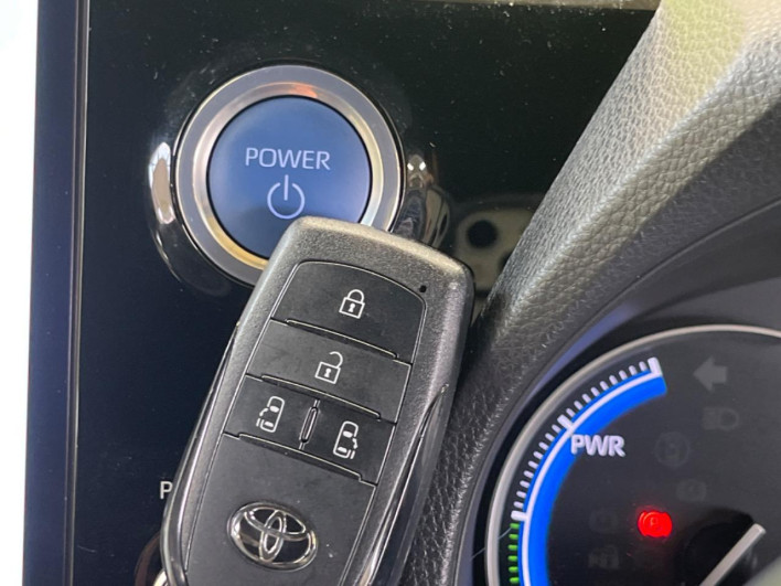 2023 Toyota Noah 6AA-ZWR90W (UW-6a0d274544165)[4]