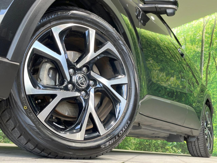 2018 Toyota C-HR DAA-ZYX10 (UW-6a0d274d58525)[12]