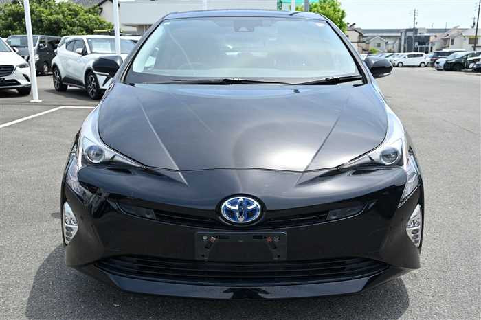 2017 Toyota Prius DAA-ZVW51 (UW-6a0e681a364dd)[4]
