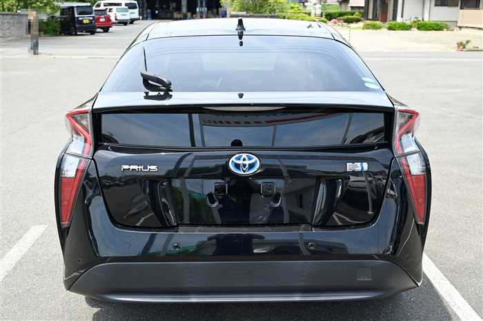 2017 Toyota Prius DAA-ZVW51 (UW-6a0e681a364dd)[6]